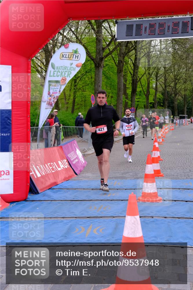 19.04.2026 - Hammer Lauf Tim E. http://msf.ph/oto/9537948 19.04.2026 11:08:06 Ziel 353, 411, 421, 537 meine-sportfotos.de