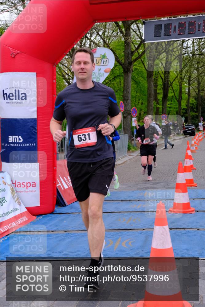 19.04.2026 - Hammer Lauf Tim E. http://msf.ph/oto/9537996 19.04.2026 11:08:18 Ziel 202, 404, 499, 631, 1085 meine-sportfotos.de