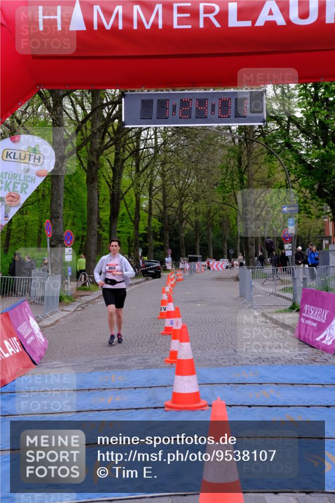 19.04.2026 - Hammer Lauf Tim E. http://msf.ph/oto/9538107 19.04.2026 11:09:10 Ziel 969 meine-sportfotos.de