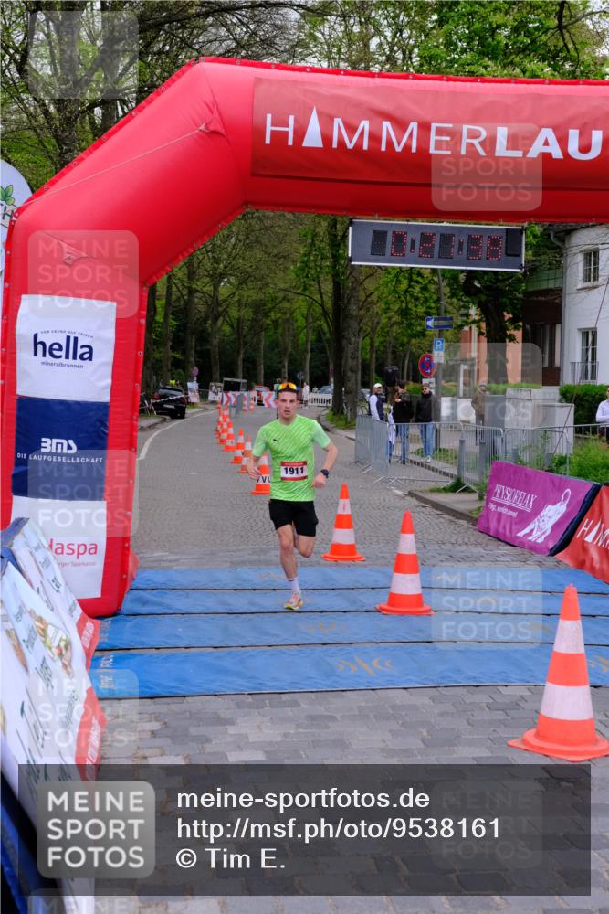 19.04.2026 - Hammer Lauf Tim E. http://msf.ph/oto/9538161 19.04.2026 11:21:47 Ziel 1911 meine-sportfotos.de