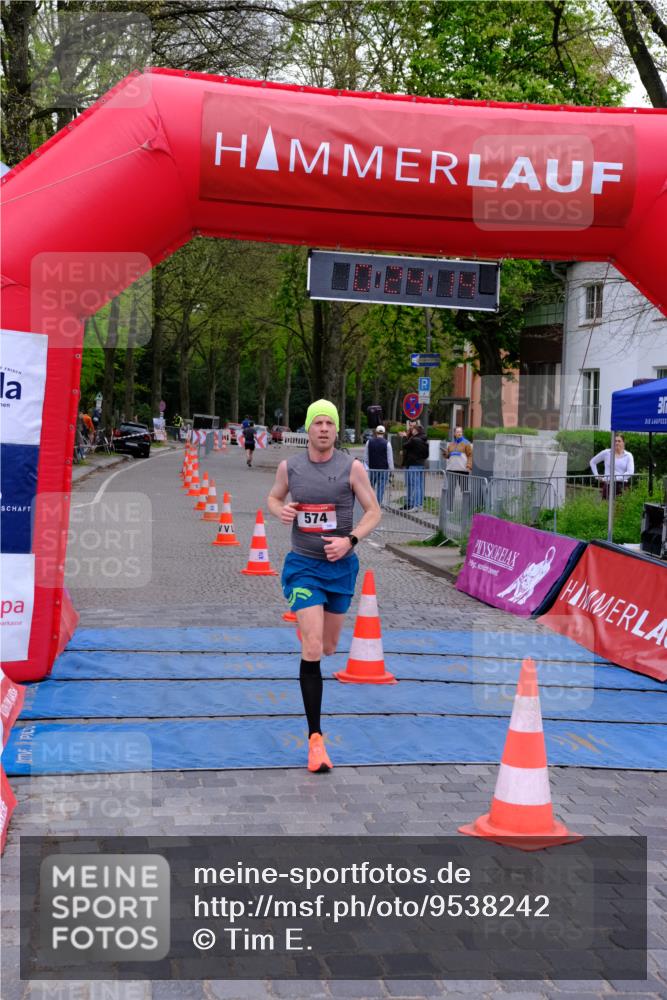 19.04.2026 - Hammer Lauf Tim E. http://msf.ph/oto/9538242 19.04.2026 11:24:23 Ziel 432, 574, 939 meine-sportfotos.de