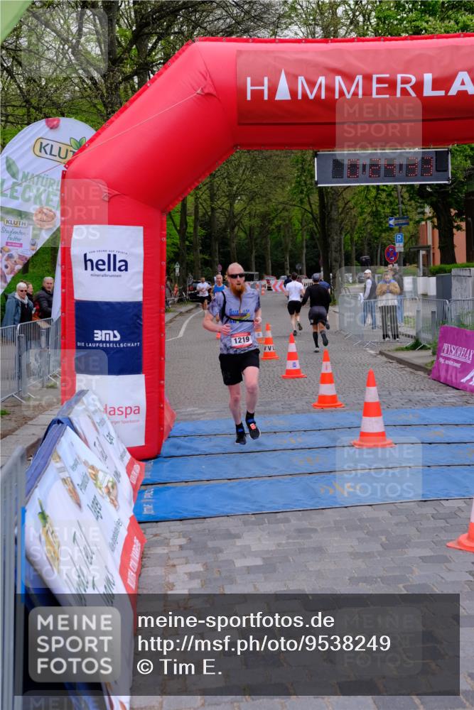 19.04.2026 - Hammer Lauf Tim E. http://msf.ph/oto/9538249 19.04.2026 11:24:42 Ziel 1219, 1236, 1878 meine-sportfotos.de