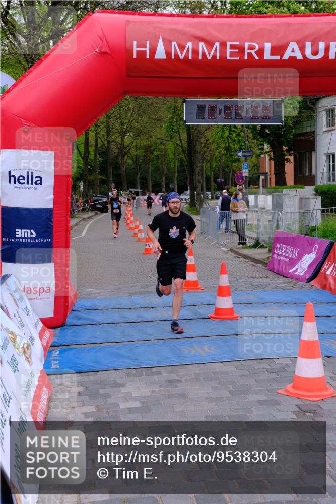 19.04.2026 - Hammer Lauf Tim E. http://msf.ph/oto/9538304 19.04.2026 11:25:17 Ziel 297, 536, 766 meine-sportfotos.de