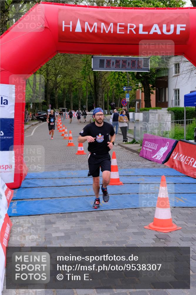 19.04.2026 - Hammer Lauf Tim E. http://msf.ph/oto/9538307 19.04.2026 11:25:17 Ziel 297, 536, 766 meine-sportfotos.de