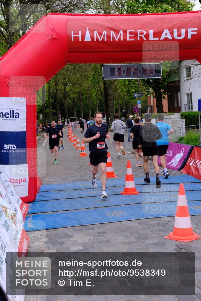 19.04.2026 - Hammer Lauf Tim E. http://msf.ph/oto/9538349 19.04.2026 11:25:45 Ziel 17, 22, 117, 154, 157, 269, 511, 624 meine-sportfotos.de