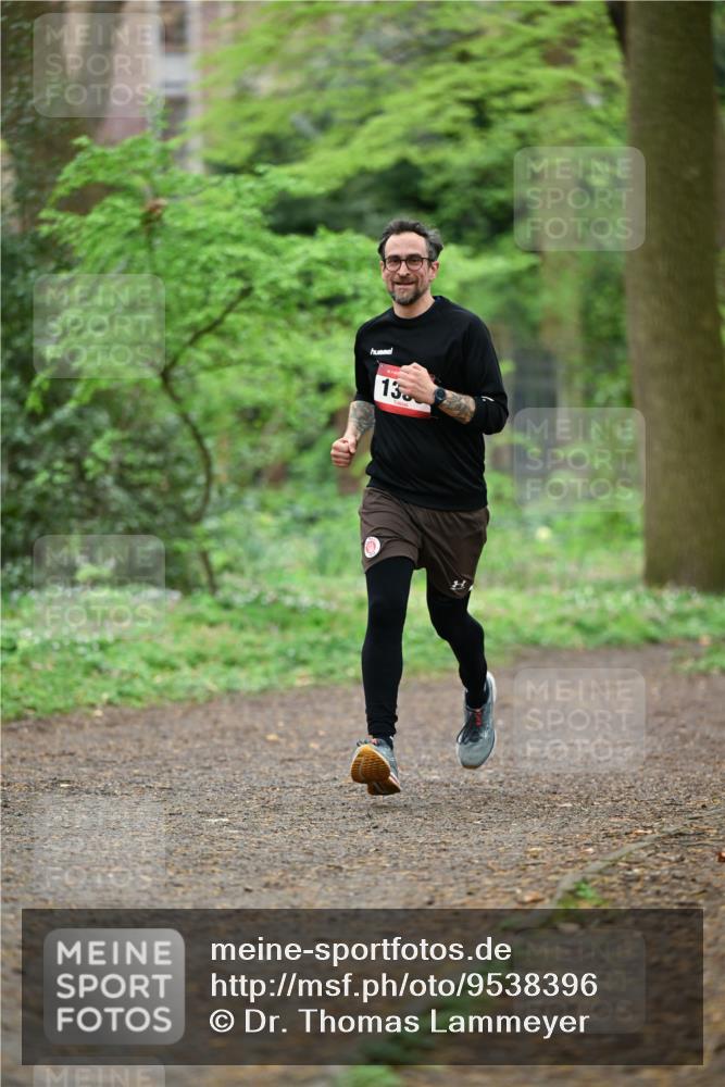 19.04.2026 - Hammer Lauf Dr. Thomas Lammeyer http://msf.ph/oto/9538396 19.04.2026 10:35:24 Laufen 135 meine-sportfotos.de