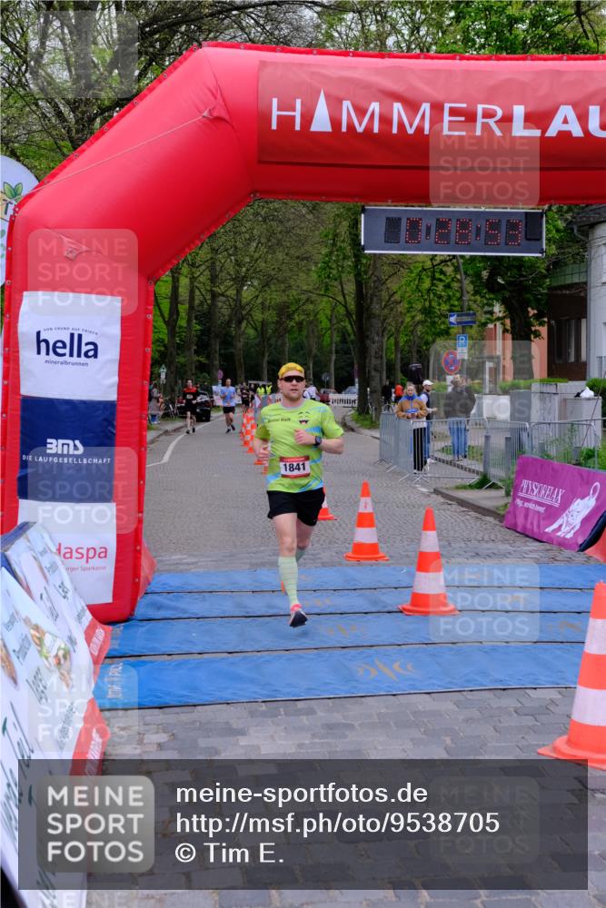 19.04.2026 - Hammer Lauf Tim E. http://msf.ph/oto/9538705 19.04.2026 11:29:01 Ziel 263, 326, 636, 986, 1841 meine-sportfotos.de