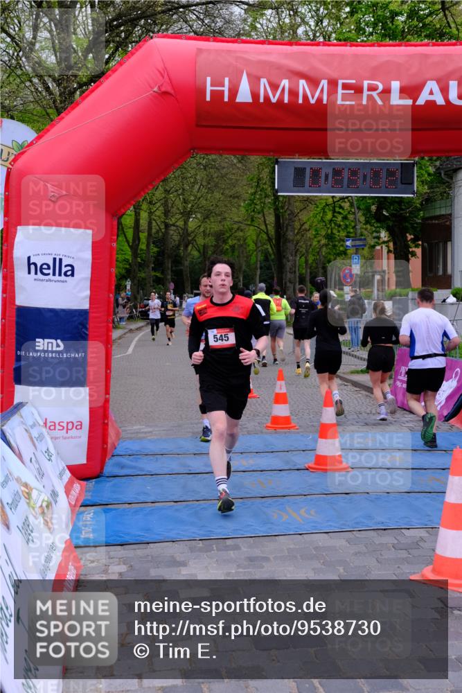 19.04.2026 - Hammer Lauf Tim E. http://msf.ph/oto/9538730 19.04.2026 11:29:10 Ziel 144, 145, 146, 189, 263, 326, 545, 636, 637, 656, 830, 938, 986, 1231, 1268 meine-sportfotos.de