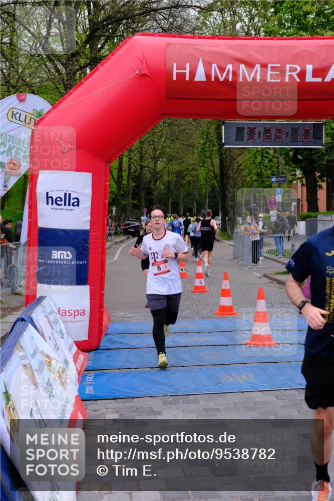 19.04.2026 - Hammer Lauf Tim E. http://msf.ph/oto/9538782 19.04.2026 11:29:18 Ziel 6, 20, 637, 1027 meine-sportfotos.de