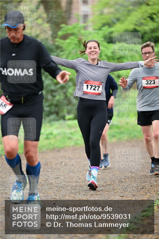 19.04.2026 - Hammer Lauf Dr. Thomas Lammeyer http://msf.ph/oto/9539031 19.04.2026 10:38:20 Laufen 1727, 323 meine-sportfotos.de