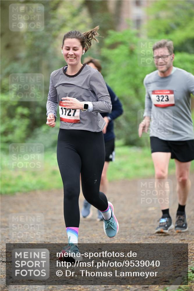 19.04.2026 - Hammer Lauf Dr. Thomas Lammeyer http://msf.ph/oto/9539040 19.04.2026 10:38:21 Laufen 1727, 323 meine-sportfotos.de
