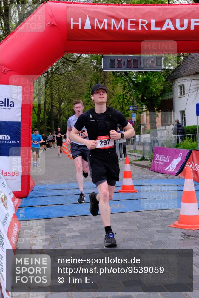 19.04.2026 - Hammer Lauf Tim E. http://msf.ph/oto/9539059 19.04.2026 11:32:24 Ziel 22, 297, 433, 624, 928 meine-sportfotos.de