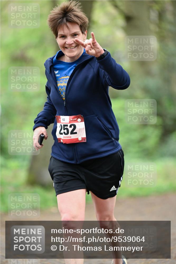 19.04.2026 - Hammer Lauf Dr. Thomas Lammeyer http://msf.ph/oto/9539064 19.04.2026 10:38:24 Laufen 252 meine-sportfotos.de