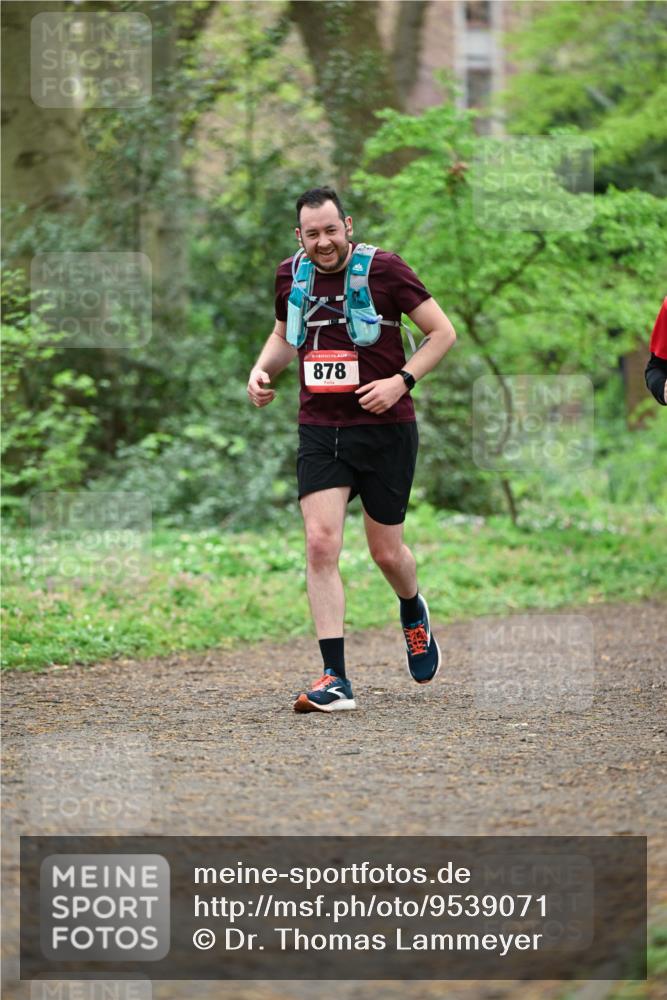 19.04.2026 - Hammer Lauf Dr. Thomas Lammeyer http://msf.ph/oto/9539071 19.04.2026 10:38:27 Laufen 878 meine-sportfotos.de
