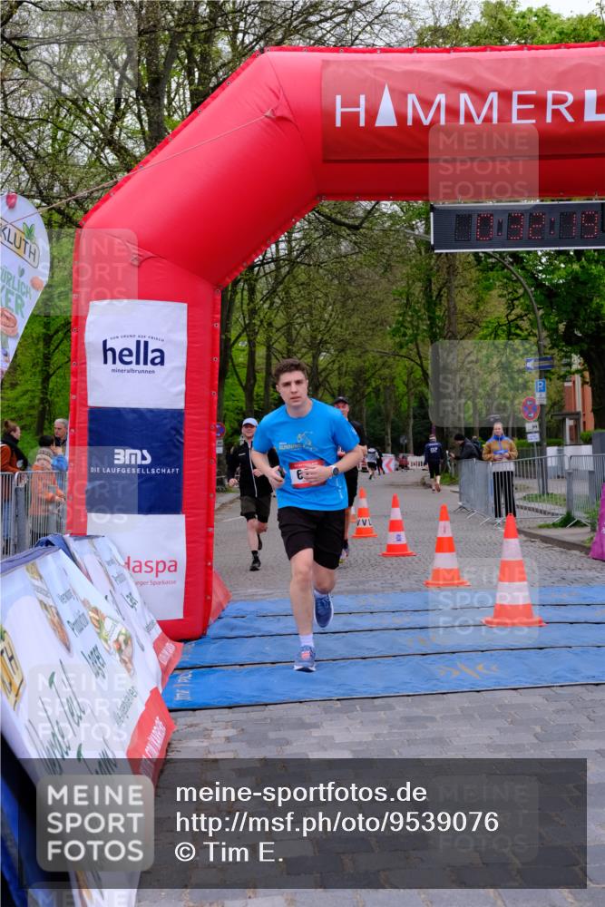 19.04.2026 - Hammer Lauf Tim E. http://msf.ph/oto/9539076 19.04.2026 11:32:27 Ziel 22, 154, 297, 433, 516, 624, 627 meine-sportfotos.de