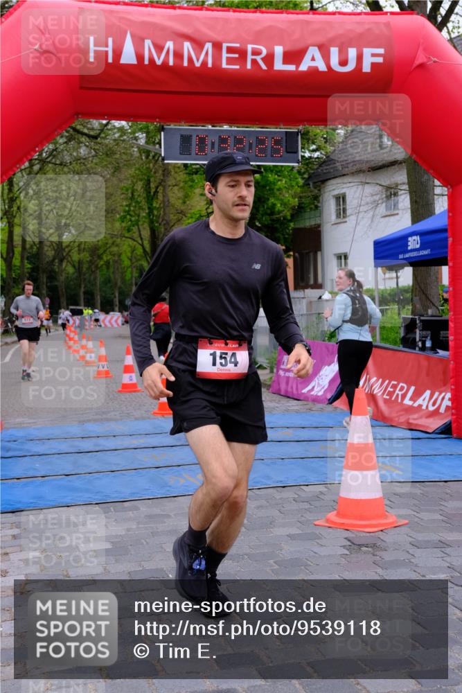 19.04.2026 - Hammer Lauf Tim E. http://msf.ph/oto/9539118 19.04.2026 11:32:33 Ziel 117, 154, 398, 433, 511, 516, 624, 627 meine-sportfotos.de