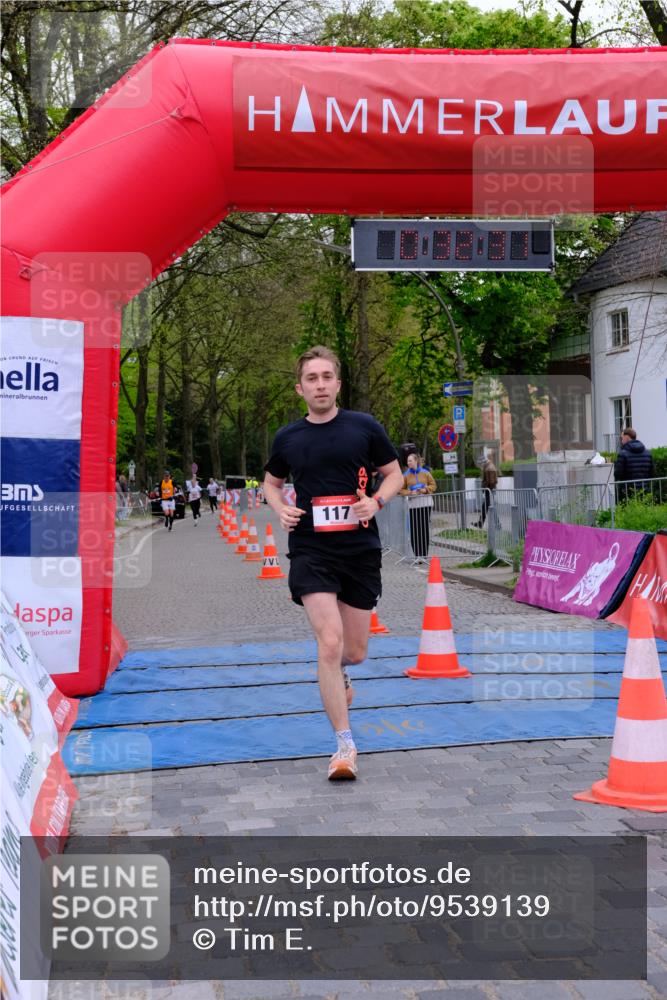 19.04.2026 - Hammer Lauf Tim E. http://msf.ph/oto/9539139 19.04.2026 11:32:39 Ziel 117, 511, 678 meine-sportfotos.de