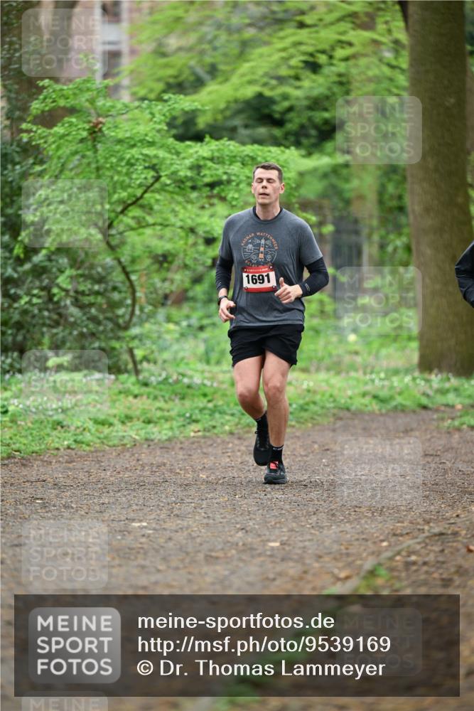 19.04.2026 - Hammer Lauf Dr. Thomas Lammeyer http://msf.ph/oto/9539169 19.04.2026 10:39:10 Laufen 1691 meine-sportfotos.de