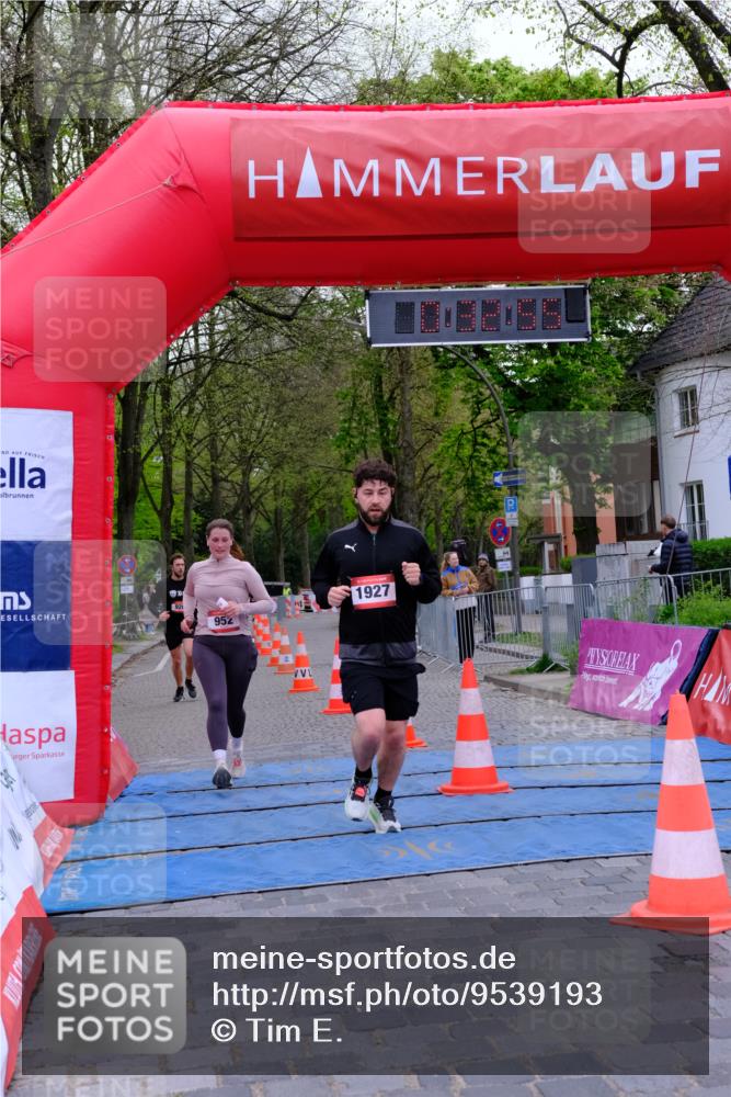 19.04.2026 - Hammer Lauf Tim E. http://msf.ph/oto/9539193 19.04.2026 11:33:03 Ziel 920, 952, 1927 meine-sportfotos.de