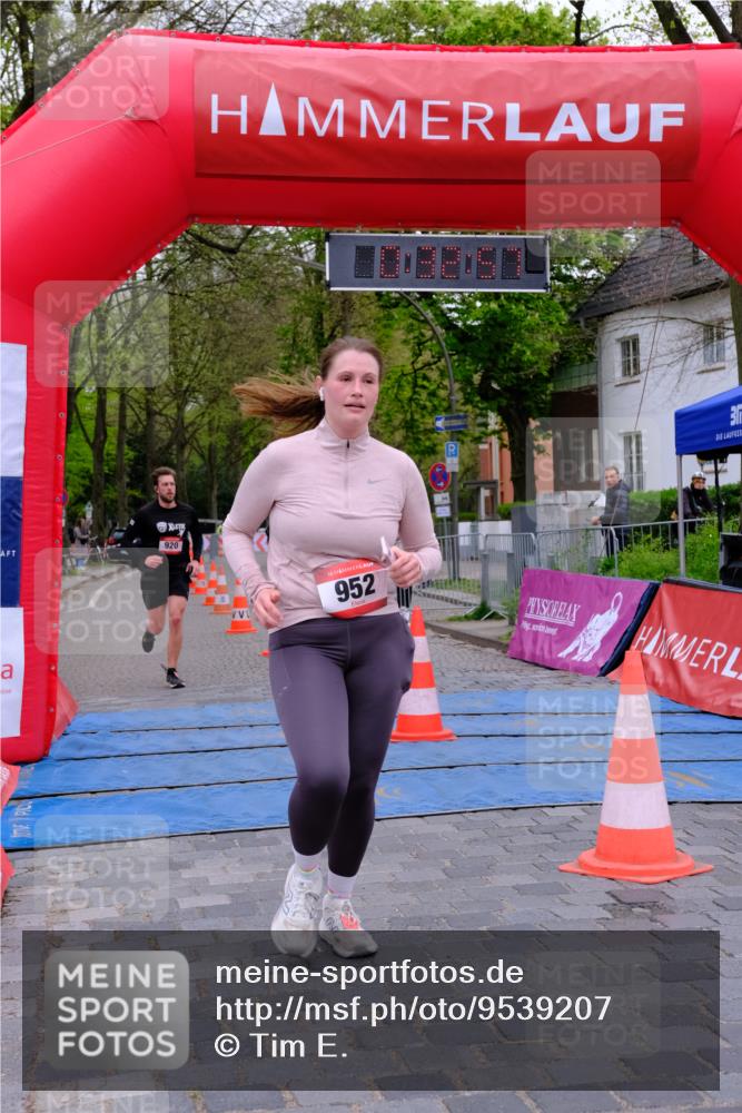 19.04.2026 - Hammer Lauf Tim E. http://msf.ph/oto/9539207 19.04.2026 11:33:05 Ziel 920, 952, 1927 meine-sportfotos.de