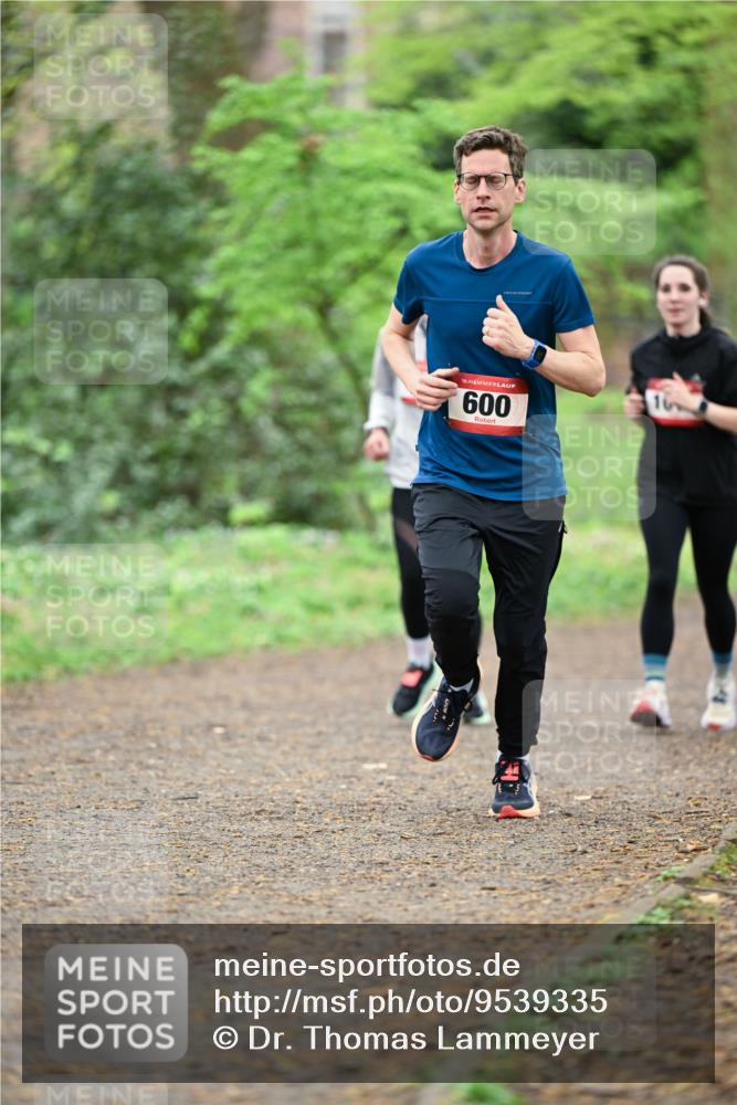 19.04.2026 - Hammer Lauf Dr. Thomas Lammeyer http://msf.ph/oto/9539335 19.04.2026 10:39:40 Laufen 600 meine-sportfotos.de