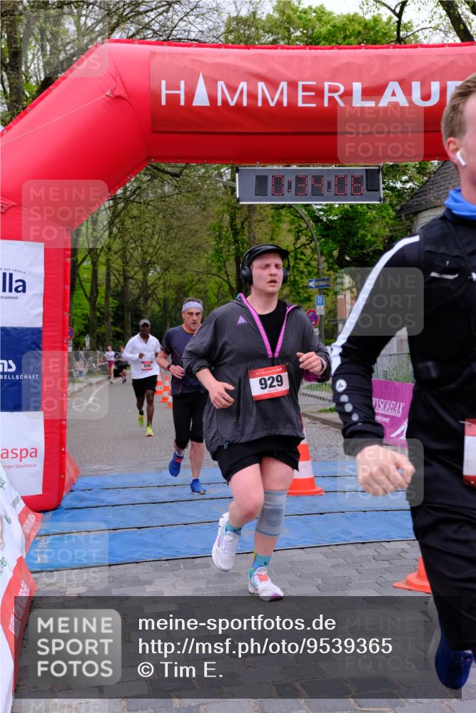19.04.2026 - Hammer Lauf Tim E. http://msf.ph/oto/9539365 19.04.2026 11:34:14 Ziel 8, 112, 307, 601, 690, 860, 929, 1085 meine-sportfotos.de