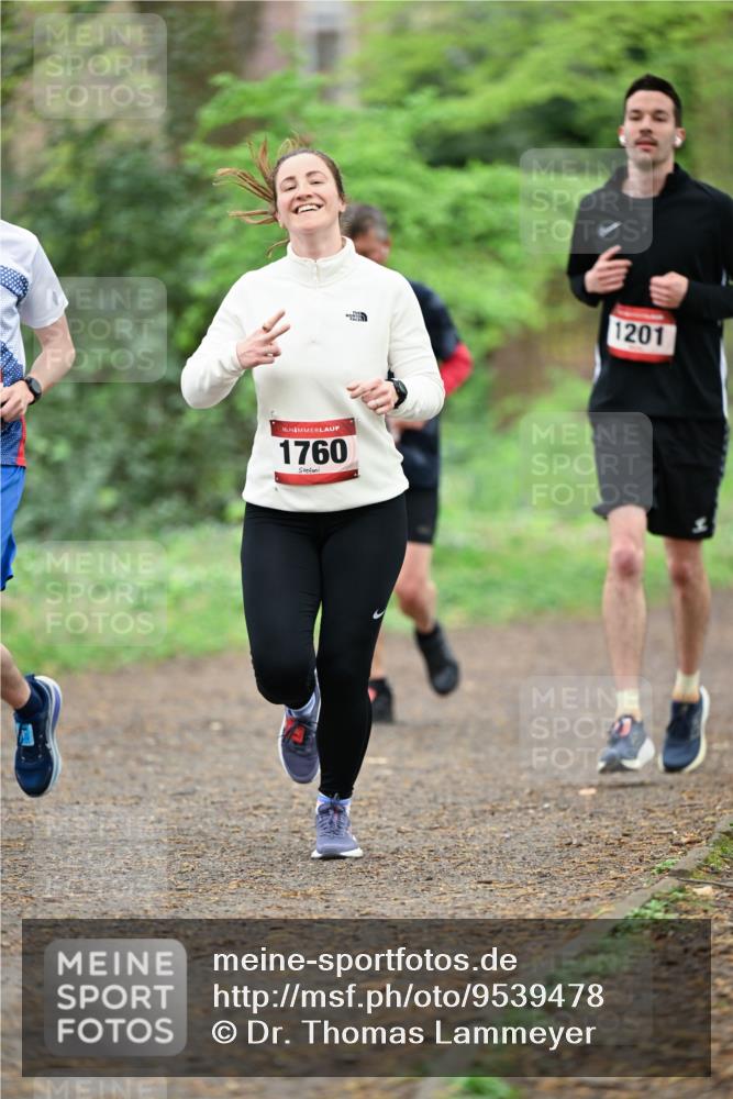 19.04.2026 - Hammer Lauf Dr. Thomas Lammeyer http://msf.ph/oto/9539478 19.04.2026 10:40:15 Laufen 1760, 1201 meine-sportfotos.de