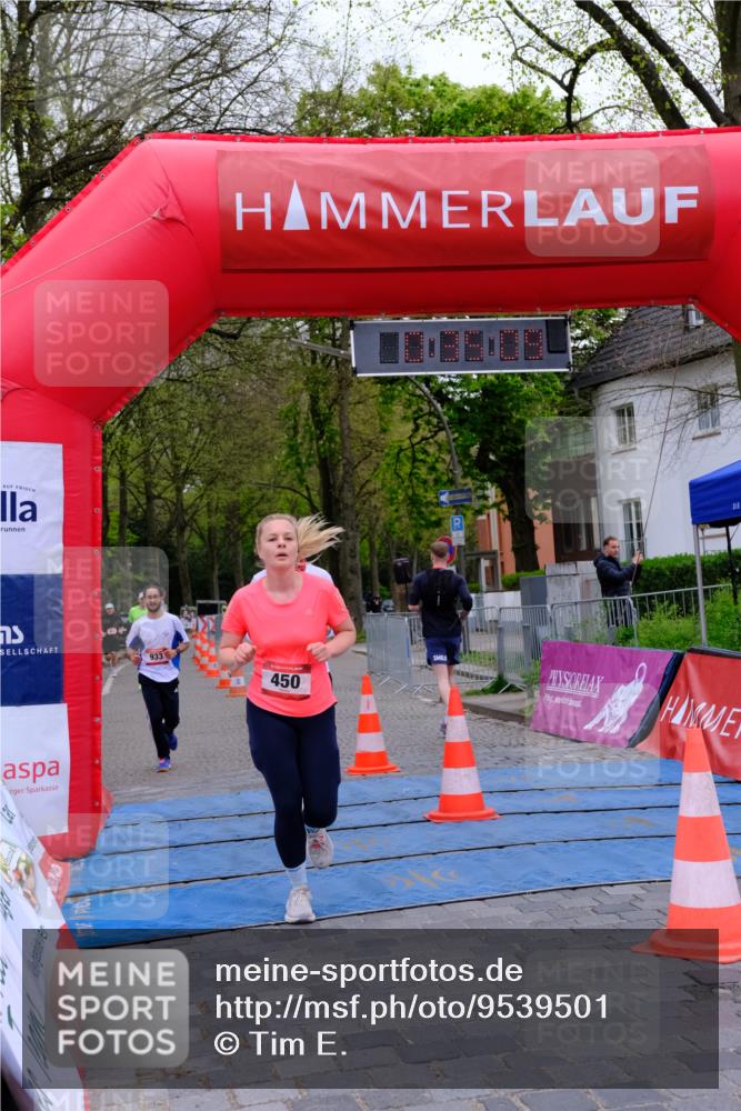 19.04.2026 - Hammer Lauf Tim E. http://msf.ph/oto/9539501 19.04.2026 11:35:17 Ziel 12, 409, 437, 450, 482, 933, 1103 meine-sportfotos.de