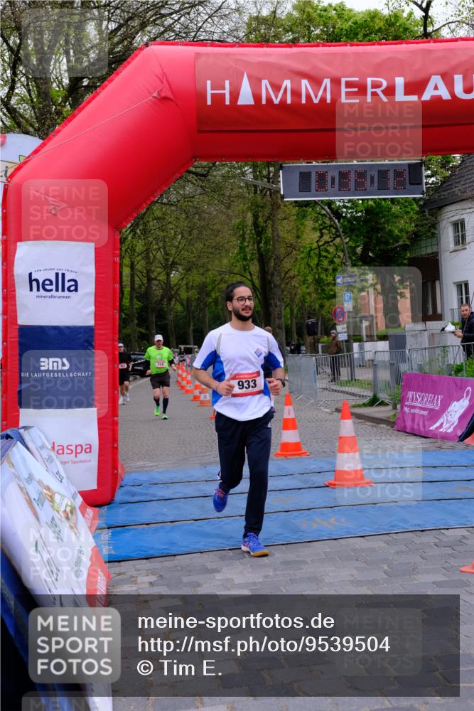 19.04.2026 - Hammer Lauf Tim E. http://msf.ph/oto/9539504 19.04.2026 11:35:20 Ziel 409, 450, 554, 933, 1103 meine-sportfotos.de