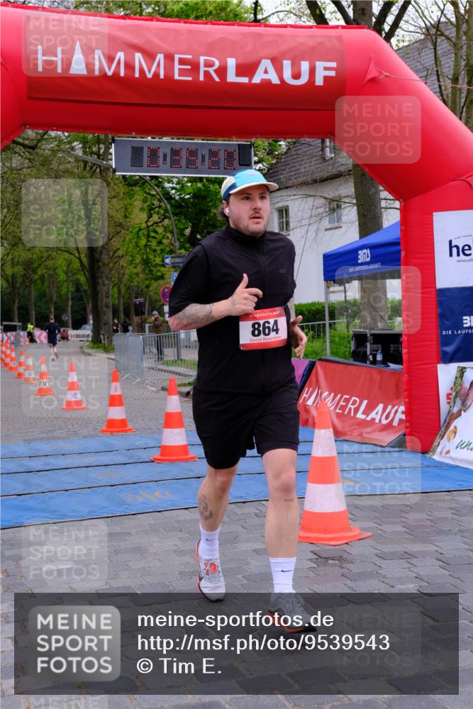19.04.2026 - Hammer Lauf Tim E. http://msf.ph/oto/9539543 19.04.2026 11:35:28 Ziel 554, 864 meine-sportfotos.de