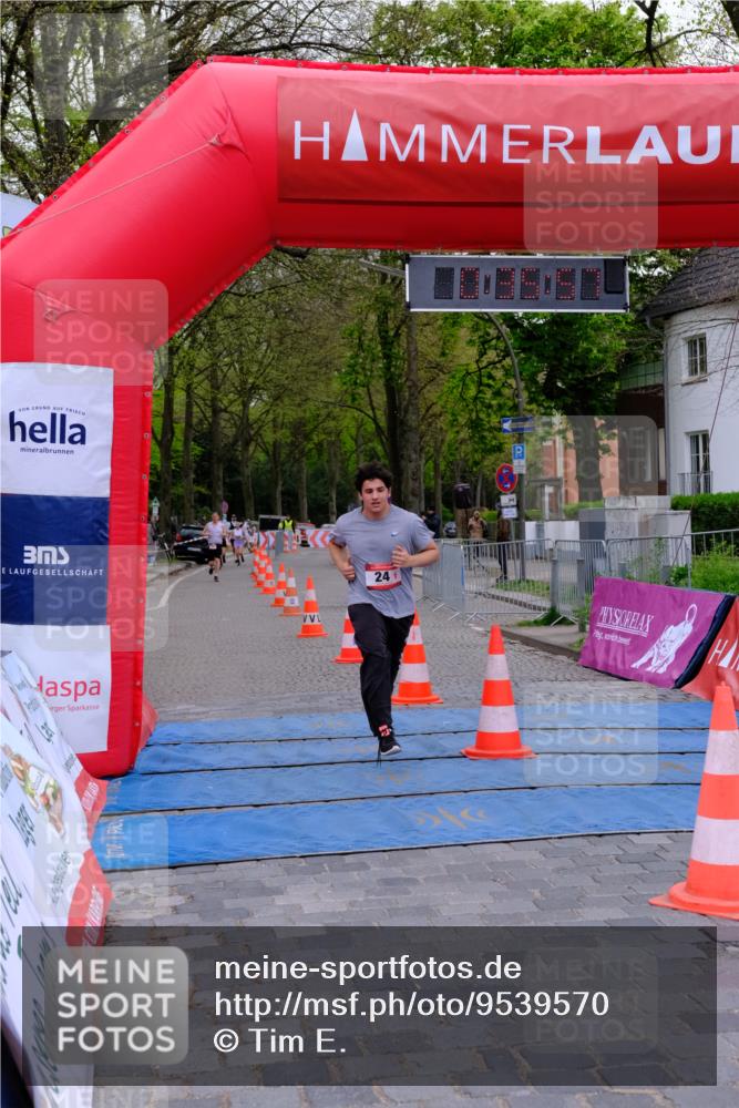 19.04.2026 - Hammer Lauf Tim E. http://msf.ph/oto/9539570 19.04.2026 11:36:05 Ziel 24 meine-sportfotos.de