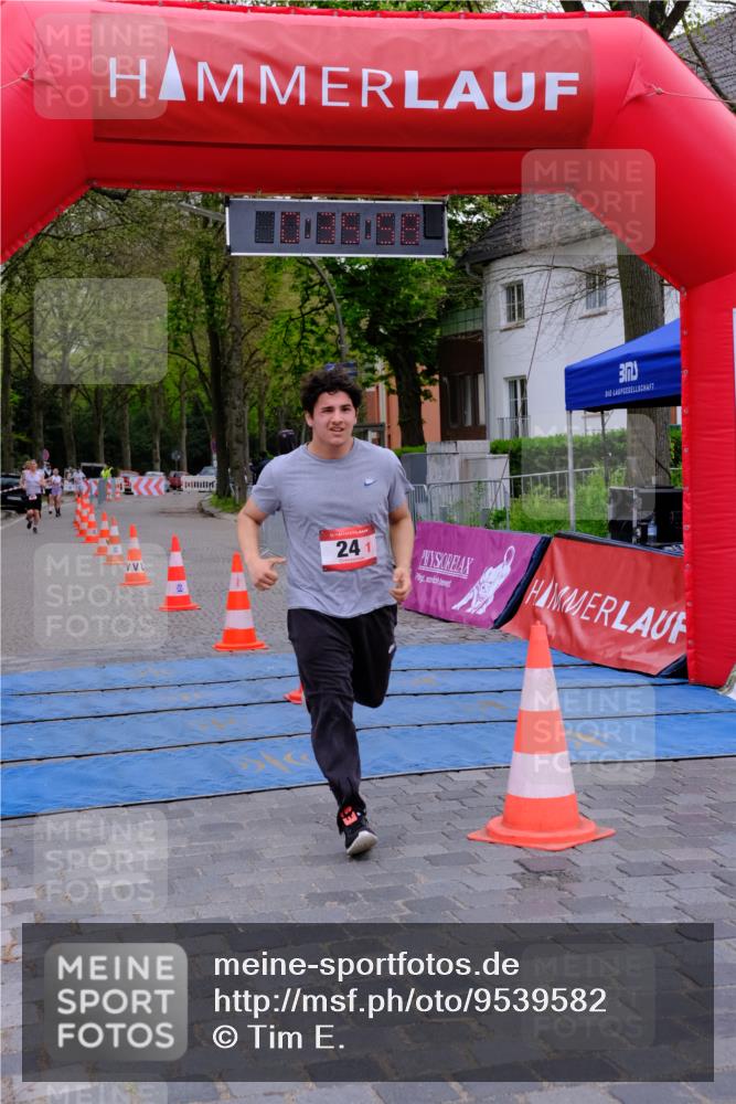 19.04.2026 - Hammer Lauf Tim E. http://msf.ph/oto/9539582 19.04.2026 11:36:06 Ziel 24 meine-sportfotos.de