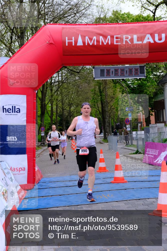 19.04.2026 - Hammer Lauf Tim E. http://msf.ph/oto/9539589 19.04.2026 11:36:17 Ziel 412, 549, 987, 990, 1096 meine-sportfotos.de