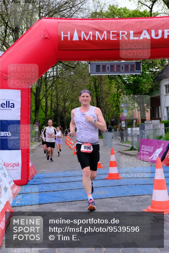 19.04.2026 - Hammer Lauf Tim E. http://msf.ph/oto/9539596 19.04.2026 11:36:17 Ziel 412, 549, 987, 990, 1096 meine-sportfotos.de