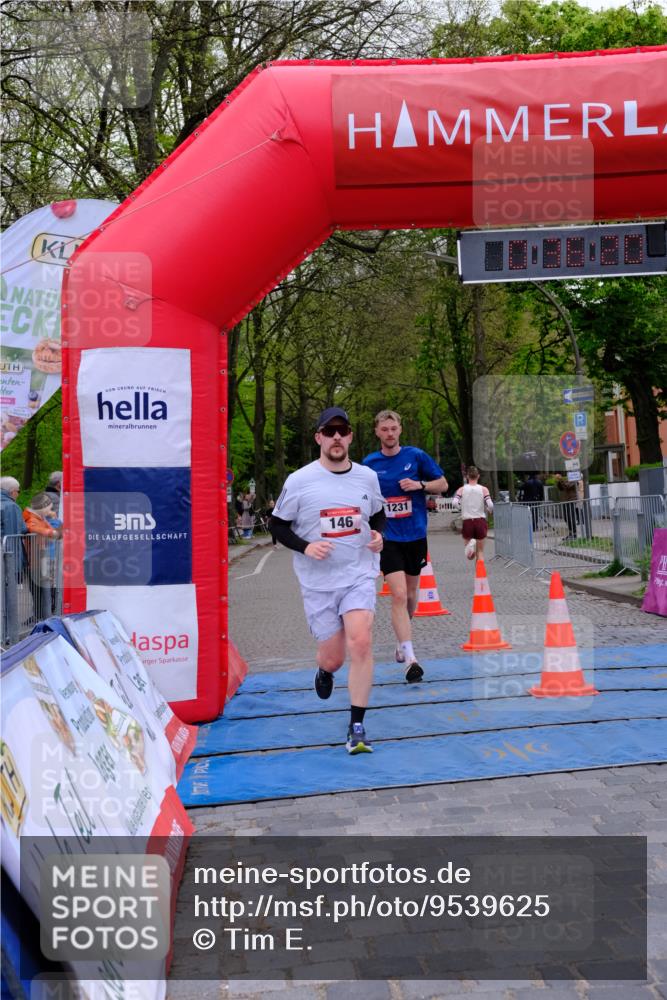 19.04.2026 - Hammer Lauf Tim E. http://msf.ph/oto/9539625 19.04.2026 11:36:28 Ziel 146, 664, 1231 meine-sportfotos.de