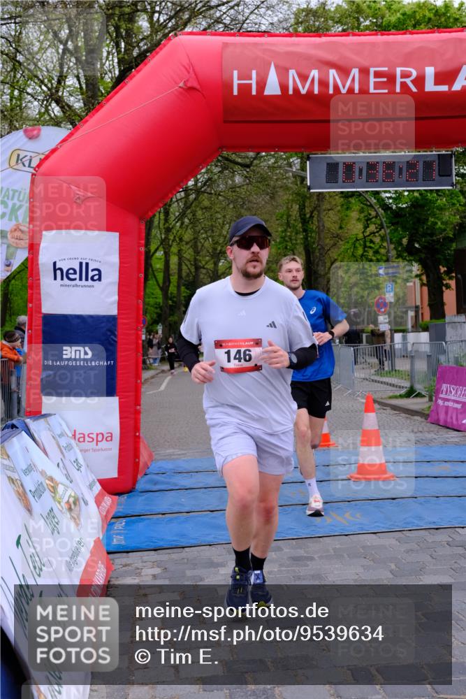 19.04.2026 - Hammer Lauf Tim E. http://msf.ph/oto/9539634 19.04.2026 11:36:29 Ziel 146, 664, 1231 meine-sportfotos.de