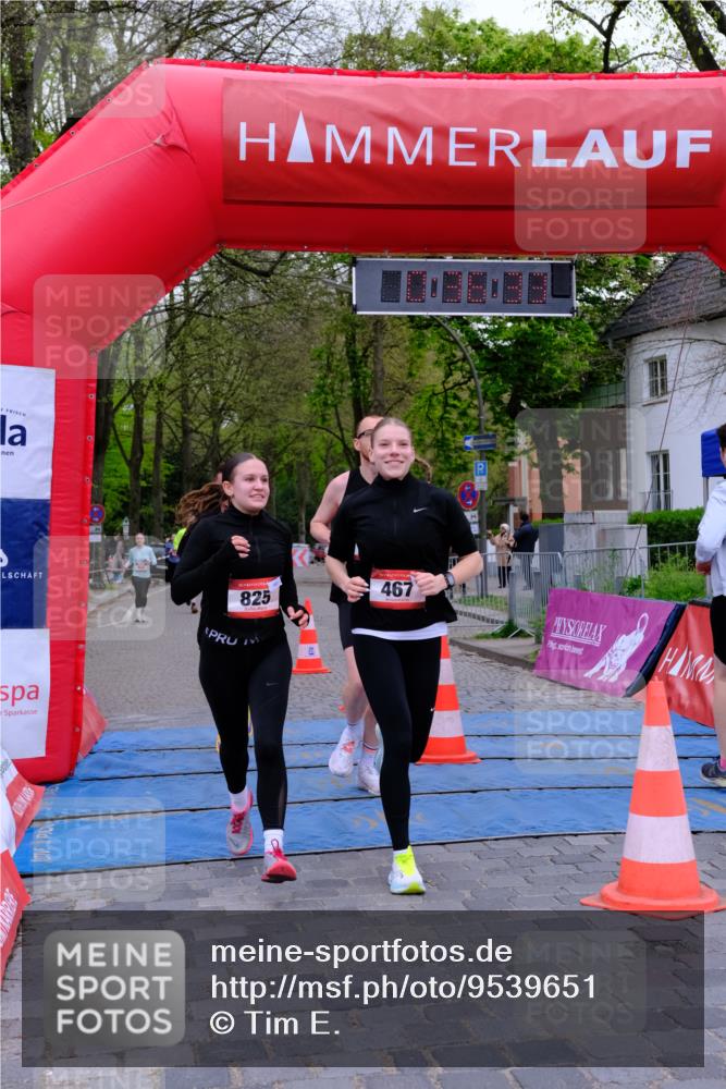 19.04.2026 - Hammer Lauf Tim E. http://msf.ph/oto/9539651 19.04.2026 11:36:41 Ziel 467, 825, 969, 986 meine-sportfotos.de