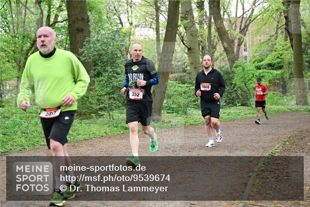 19.04.2026 - Hammer Lauf Dr. Thomas Lammeyer http://msf.ph/oto/9539674 19.04.2026 10:40:48 Laufen 507, 352, 2024, 1608, 1234 meine-sportfotos.de