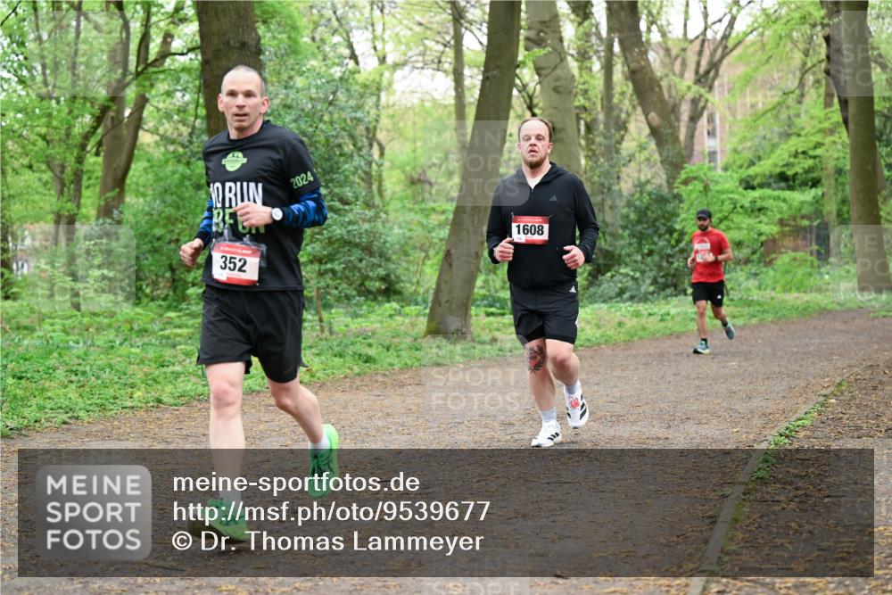 19.04.2026 - Hammer Lauf Dr. Thomas Lammeyer http://msf.ph/oto/9539677 19.04.2026 10:40:48 Laufen 352, 2024, 1608 meine-sportfotos.de