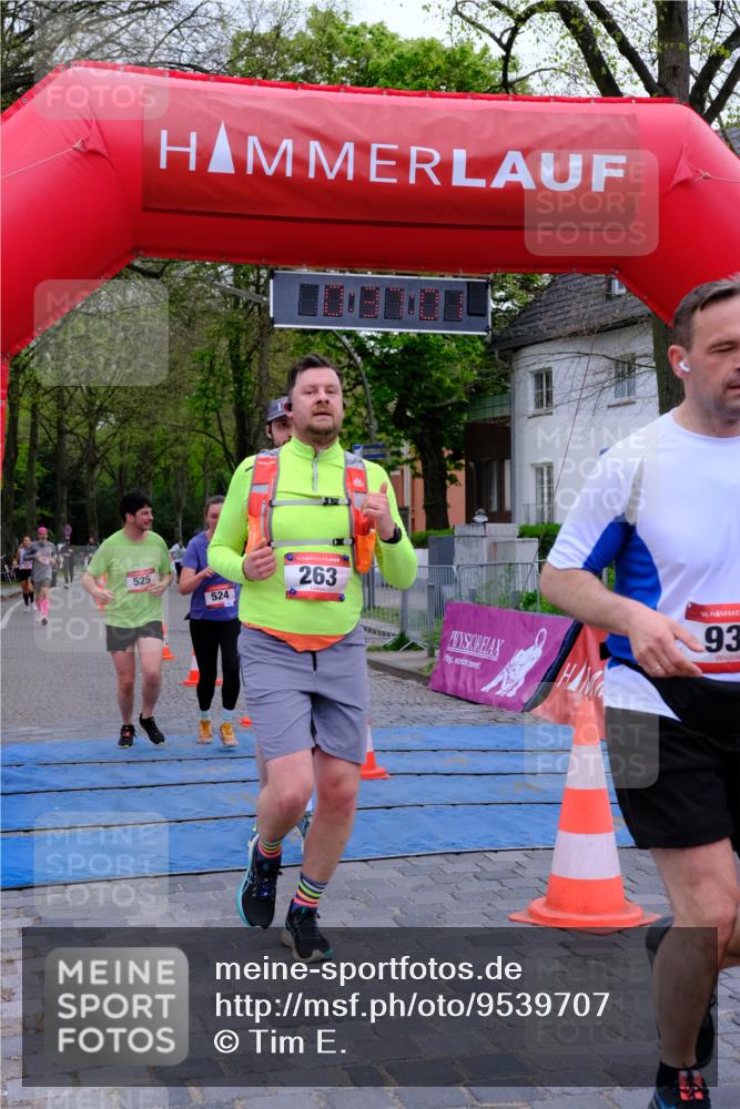 19.04.2026 - Hammer Lauf Tim E. http://msf.ph/oto/9539707 19.04.2026 11:37:09 Ziel 144, 145, 263, 524, 525, 938, 1268 meine-sportfotos.de
