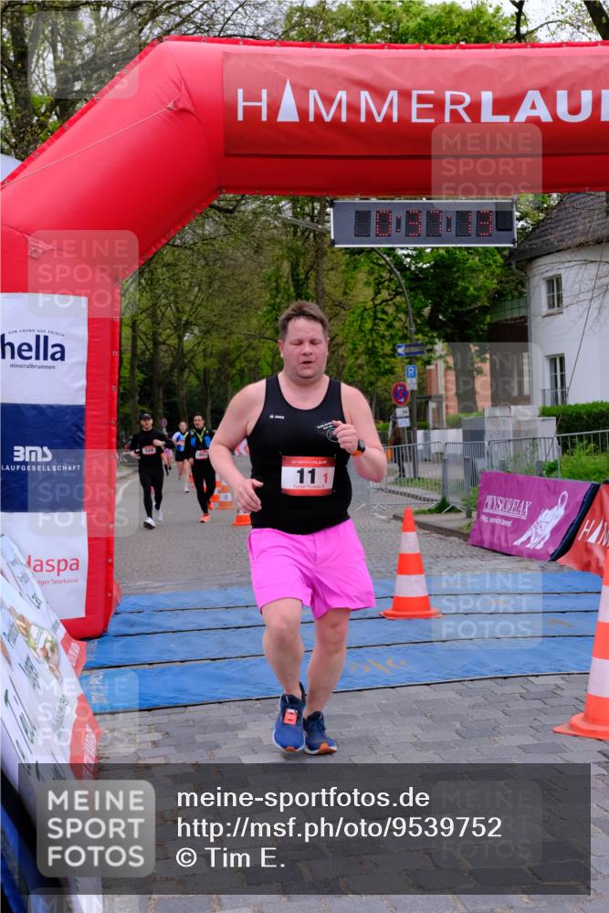 19.04.2026 - Hammer Lauf Tim E. http://msf.ph/oto/9539752 19.04.2026 11:37:21 Ziel 11, 181, 534, 830, 1907 meine-sportfotos.de