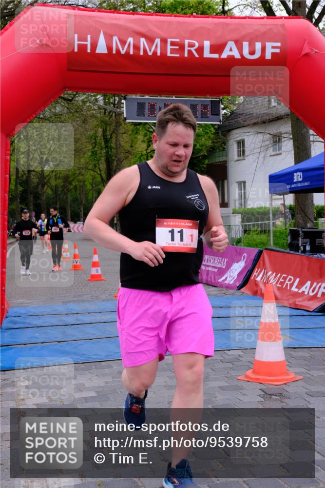 19.04.2026 - Hammer Lauf Tim E. http://msf.ph/oto/9539758 19.04.2026 11:37:22 Ziel 11, 534, 830, 1907 meine-sportfotos.de