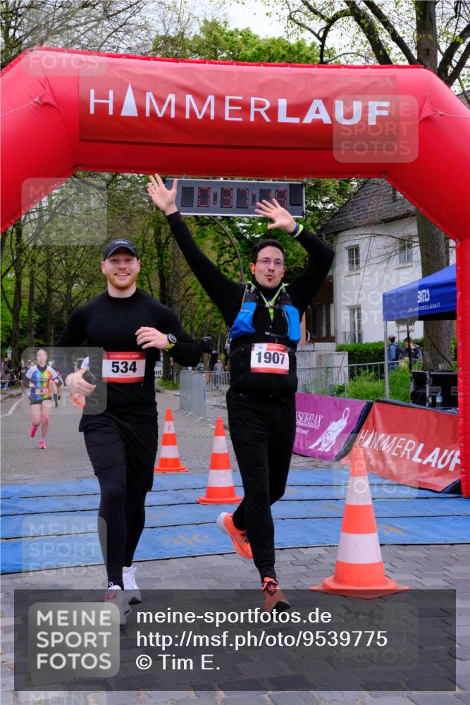 19.04.2026 - Hammer Lauf Tim E. http://msf.ph/oto/9539775 19.04.2026 11:37:26 Ziel 9, 10, 534, 1907 meine-sportfotos.de