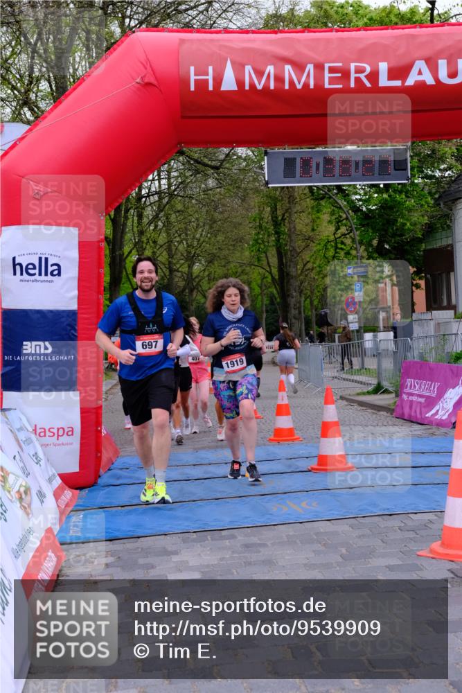 19.04.2026 - Hammer Lauf Tim E. http://msf.ph/oto/9539909 19.04.2026 11:38:35 Ziel 331, 333, 406, 407, 494, 507, 614, 673, 674, 697, 1269, 1919 meine-sportfotos.de