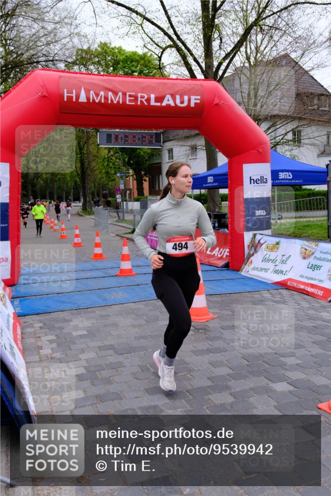 19.04.2026 - Hammer Lauf Tim E. http://msf.ph/oto/9539942 19.04.2026 11:38:42 Ziel 406, 416, 494, 507, 614, 673, 674 meine-sportfotos.de