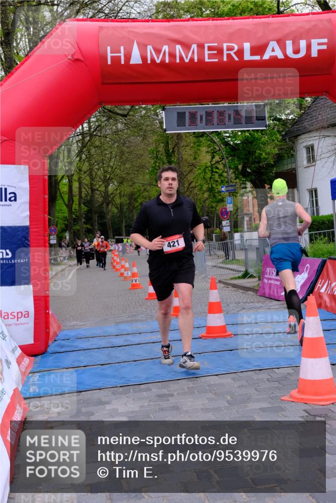 19.04.2026 - Hammer Lauf Tim E. http://msf.ph/oto/9539976 19.04.2026 11:38:55 Ziel 19, 421, 574 meine-sportfotos.de