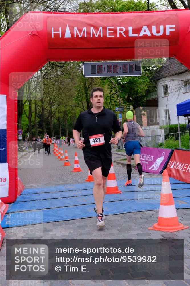 19.04.2026 - Hammer Lauf Tim E. http://msf.ph/oto/9539982 19.04.2026 11:38:55 Ziel 19, 421, 574 meine-sportfotos.de