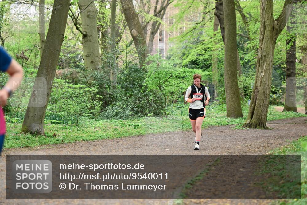 19.04.2026 - Hammer Lauf Dr. Thomas Lammeyer http://msf.ph/oto/9540011 19.04.2026 10:41:38 Laufen 1290 meine-sportfotos.de