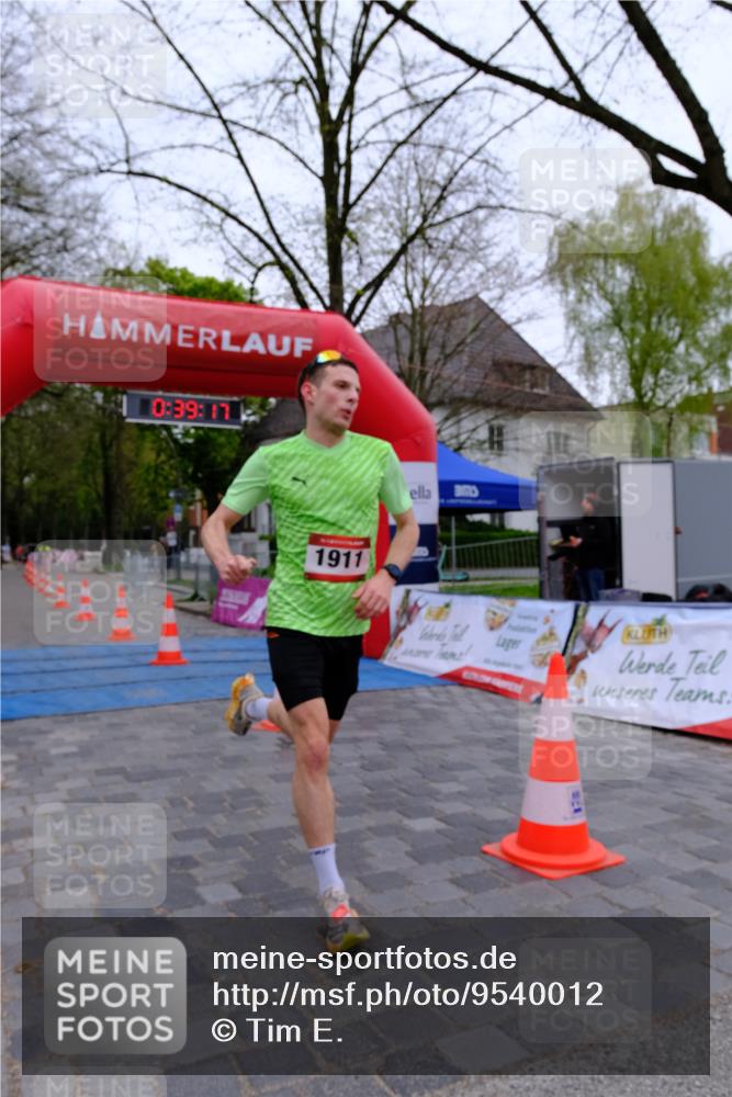 19.04.2026 - Hammer Lauf Tim E. http://msf.ph/oto/9540012 19.04.2026 11:39:25 Ziel 1911 meine-sportfotos.de