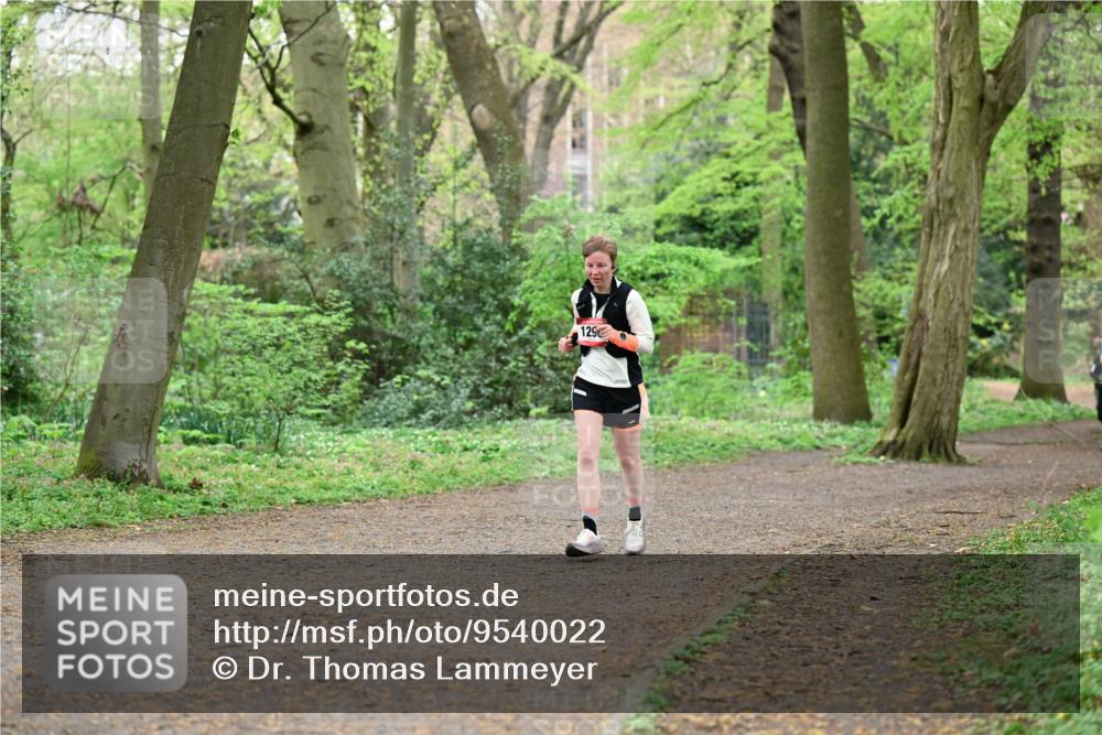 19.04.2026 - Hammer Lauf Dr. Thomas Lammeyer http://msf.ph/oto/9540022 19.04.2026 10:41:39 Laufen 129 meine-sportfotos.de